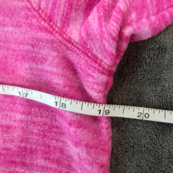 St. John's Bay Pink Heathered fleece V Neck Pullover Small - Picture 4 of 5